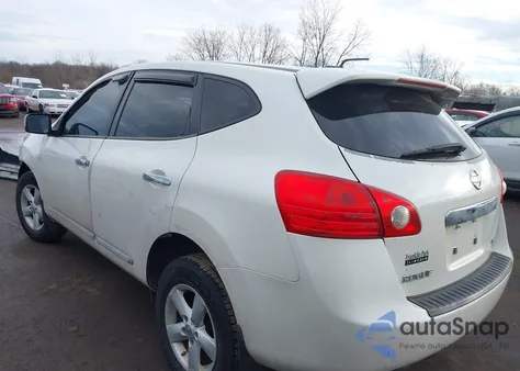 2013 Nissan Rogue S z USA, uszkodzony, nr VIN JN8AS5MV1DW147145
